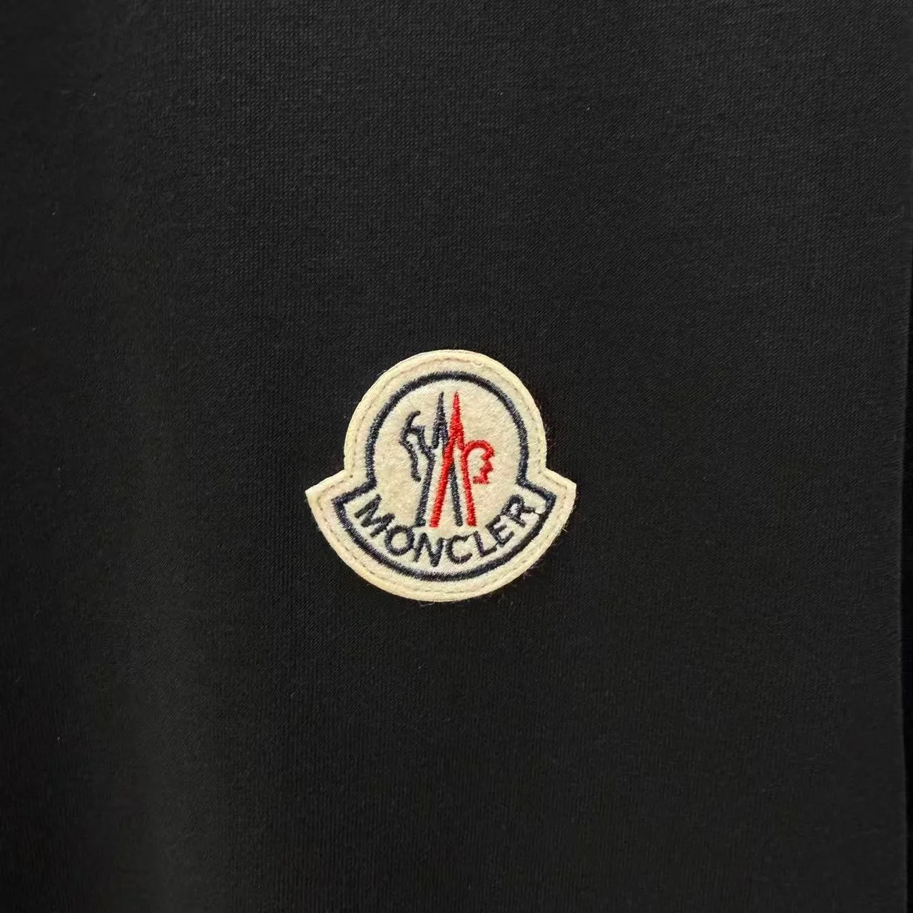 MONCL* * 2026 New Arrival T logo ：Black White Dark Blue Sizes：S M L XL XXL